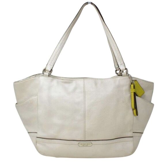 Coach Park Leather Carrie Tote Parchment Color‎ - Picture 1 of 11